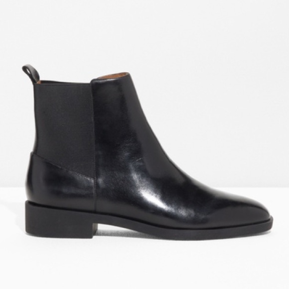 & Other Stories Chelsea Boots